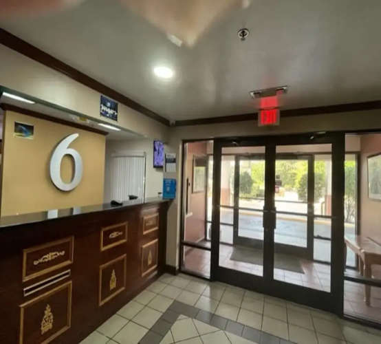 Motel 6 Laurel, MS