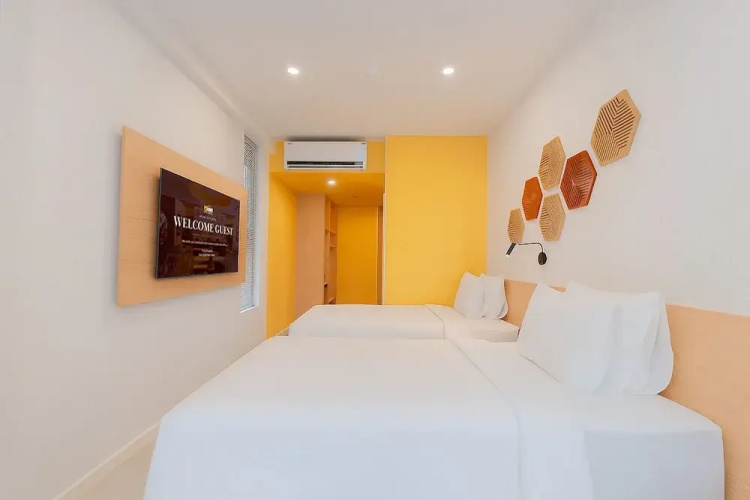 Bcons City Hotel