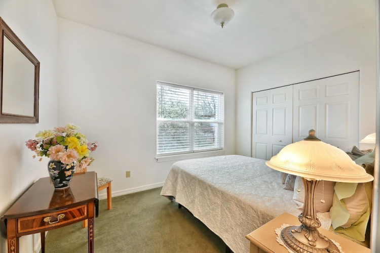 232 4th Street