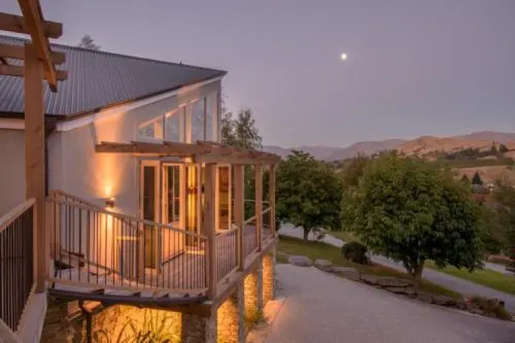 Pinnacle Villa