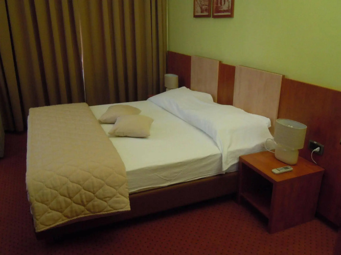 Hotel Mogorjelo