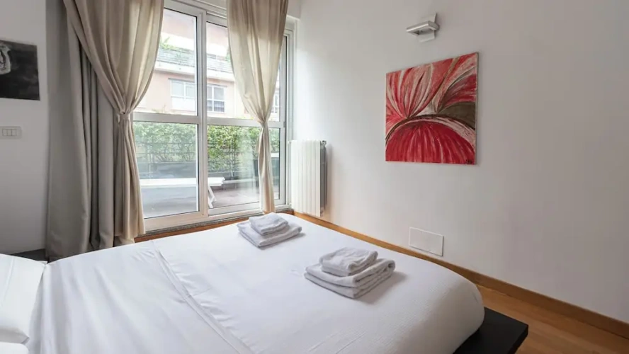 2 Bedrooms Apartment