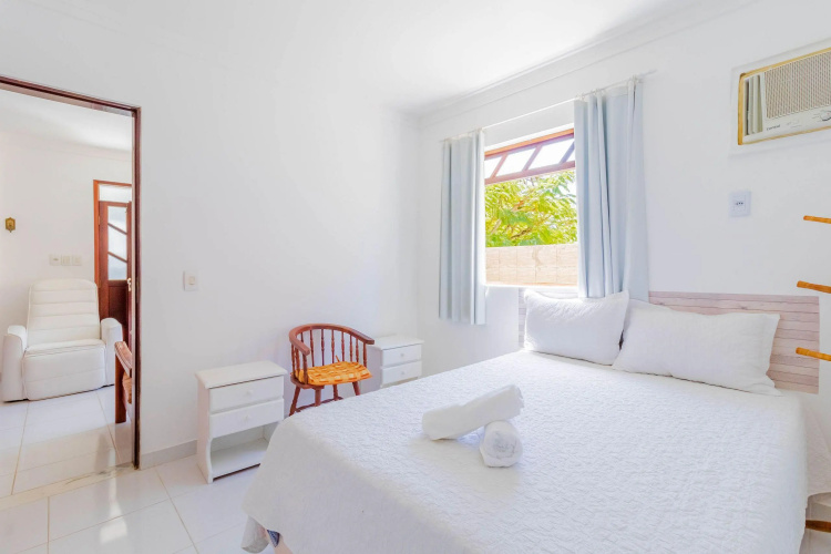 GB09 Ótima Casa 6 Quartos a 50m da Praia