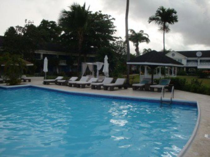 Starfish Discovery Bay Resort Barbados