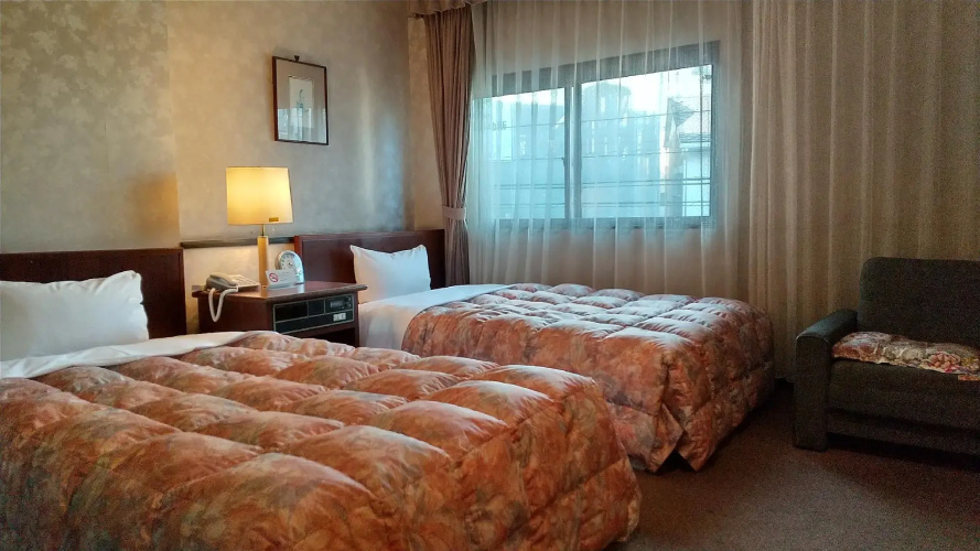 Leo Plaza Hotel