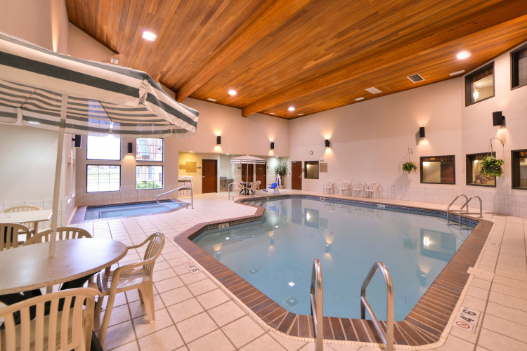 Mitchell Kelly Inn And Suites photo 12