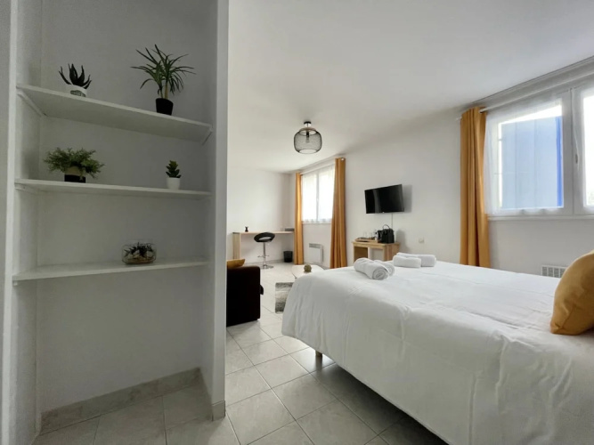 Les Trois Cèdres