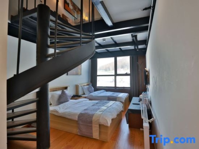 Deluxe Family Suite