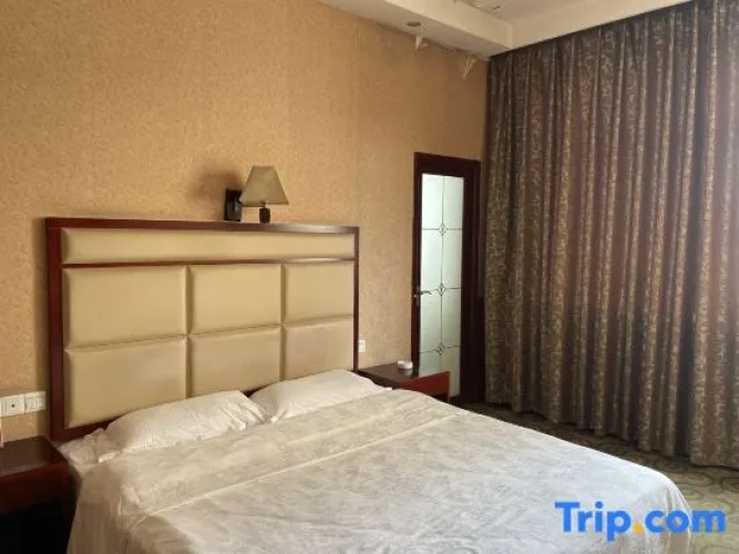 Deluxe Sextuple room