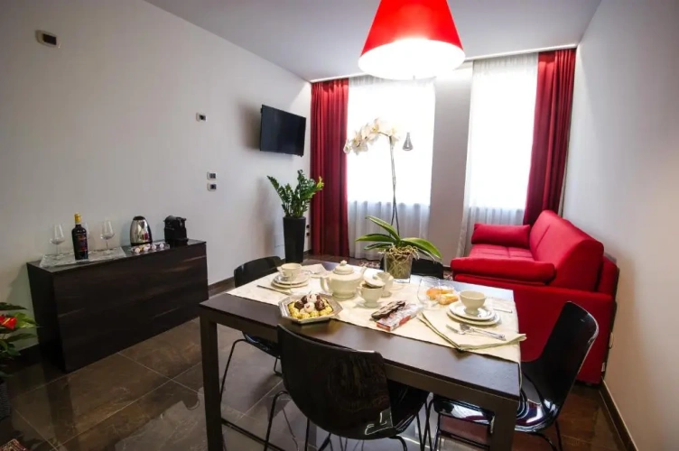 1 Bedroom Apartment