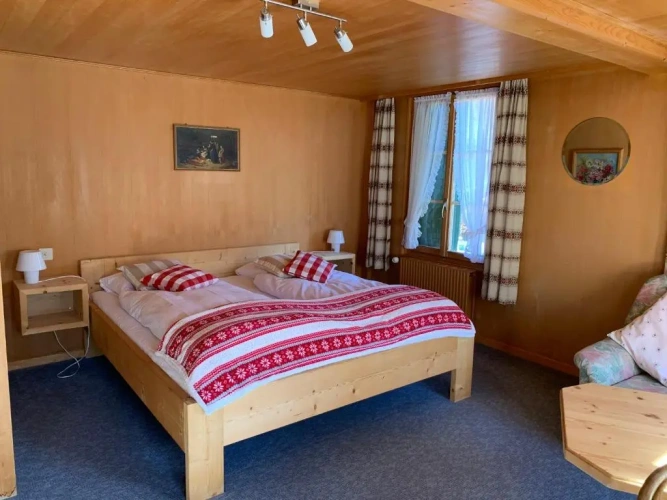 Economy room
