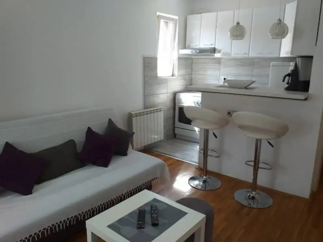 Apartman Dora