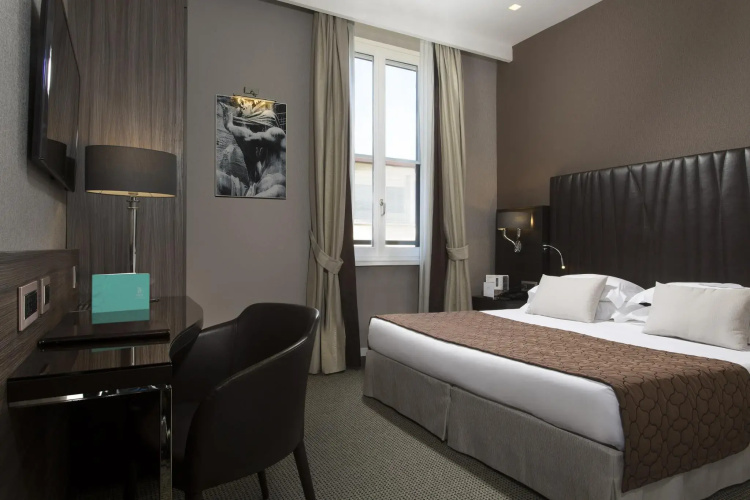 Hotel Artemide