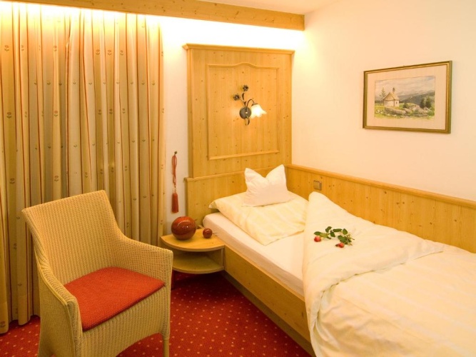 Standard Single room with balcony