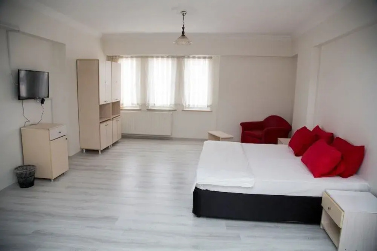 Beyaz Otel