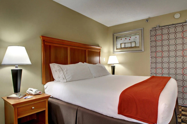 Holiday Inn Express Hurricane by IHG
