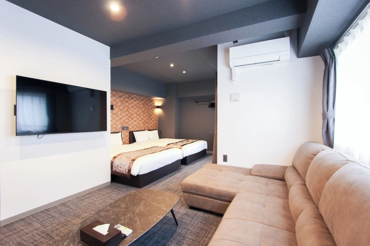 Superior Quadruple room