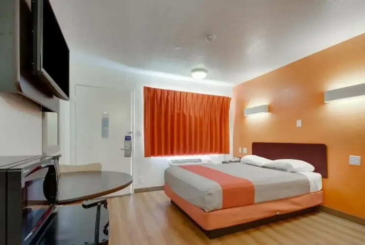 Avera Suites