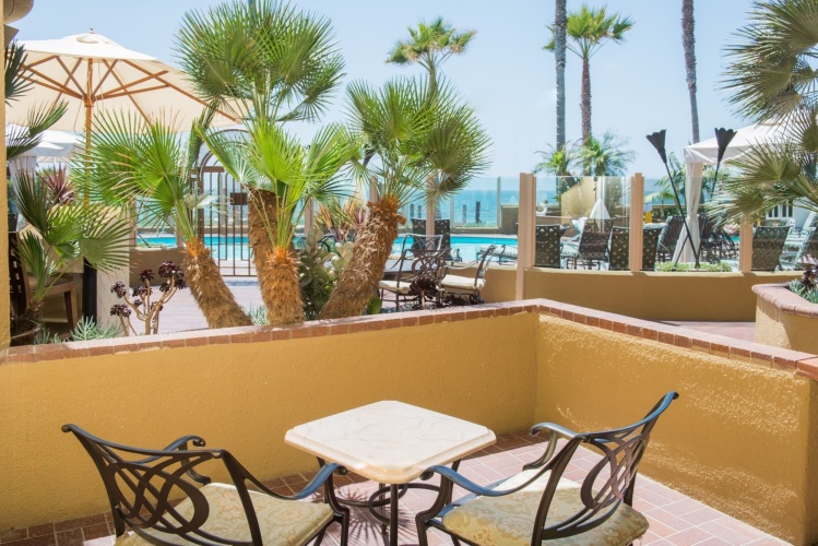 Pacific Terrace Hotel photo 16
