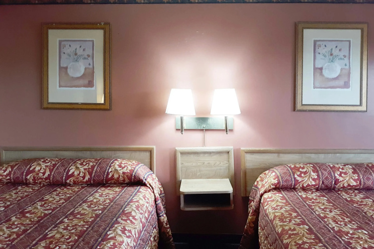 OYO Hotel Kings at Clovis