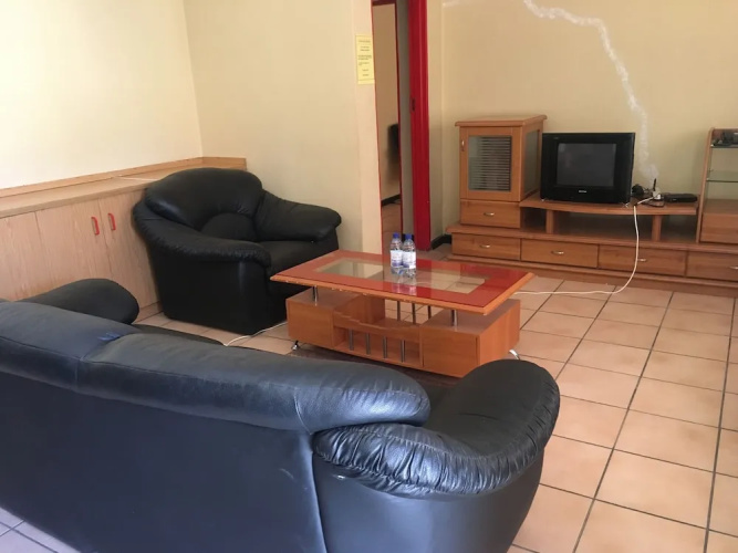 Tshesebe Stopover Motel