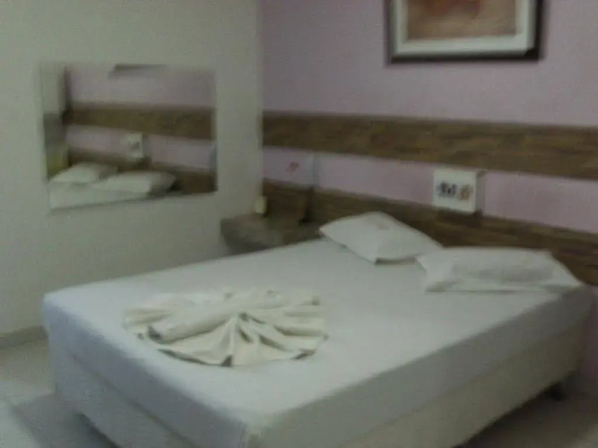 Hotel Ellegance
