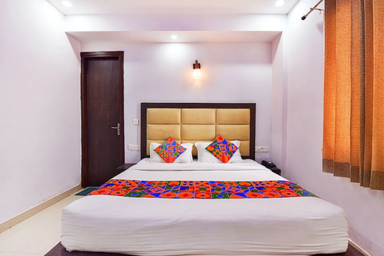FabHotel Mayank Residency