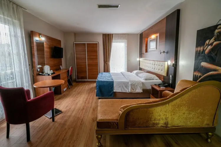 The Riada Hotel