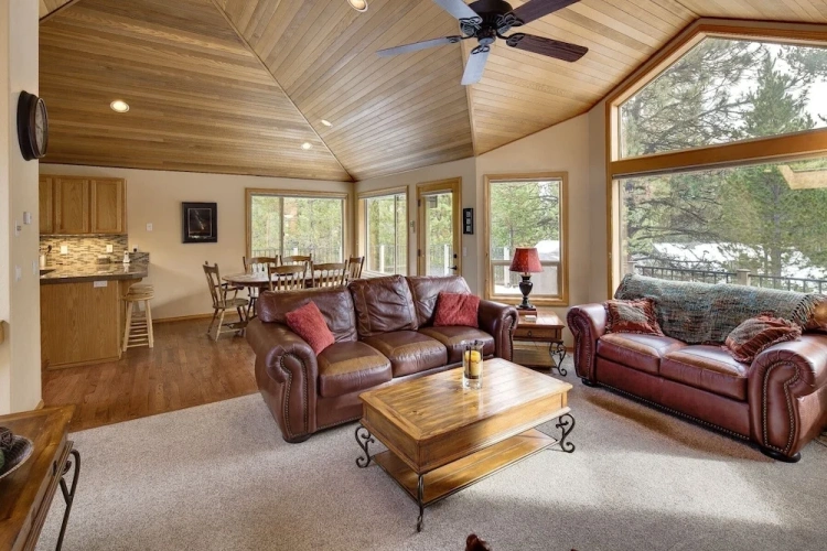 2 Bedrooms Cottage