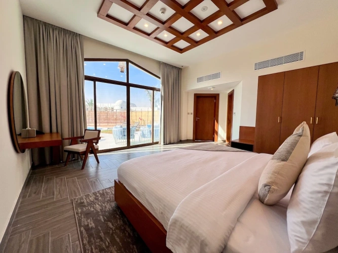 1 Bedroom Suite