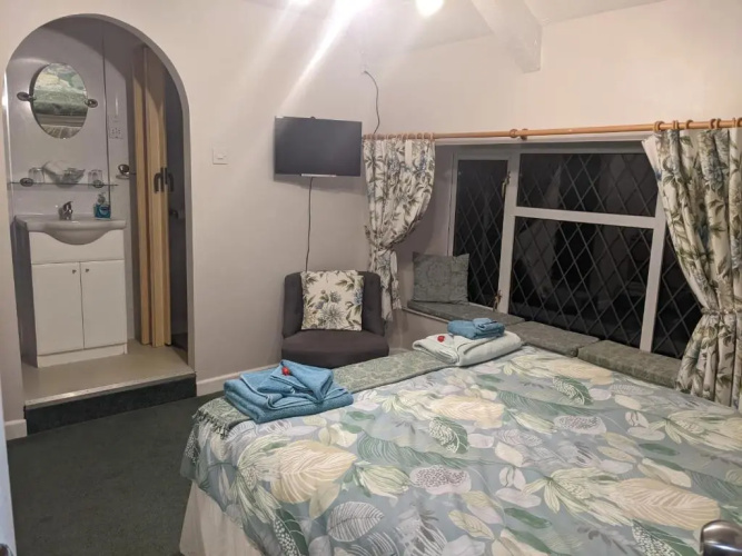 Cwmbach Guest House