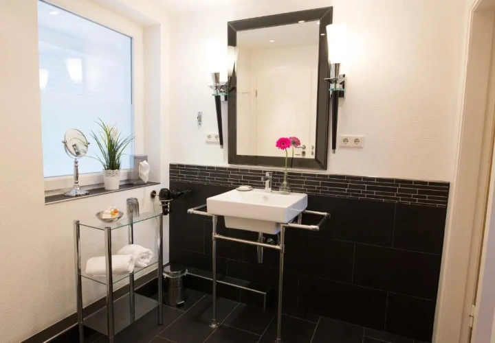 1 Bedroom Double Apartment