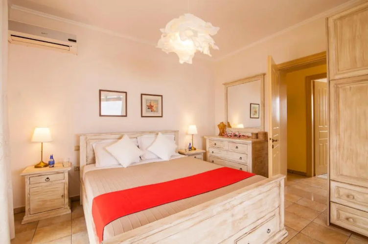 Beachfront Villa Dionysos