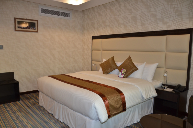 Golden Armada Hotel