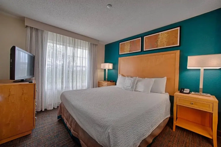 2 Bedrooms Suite