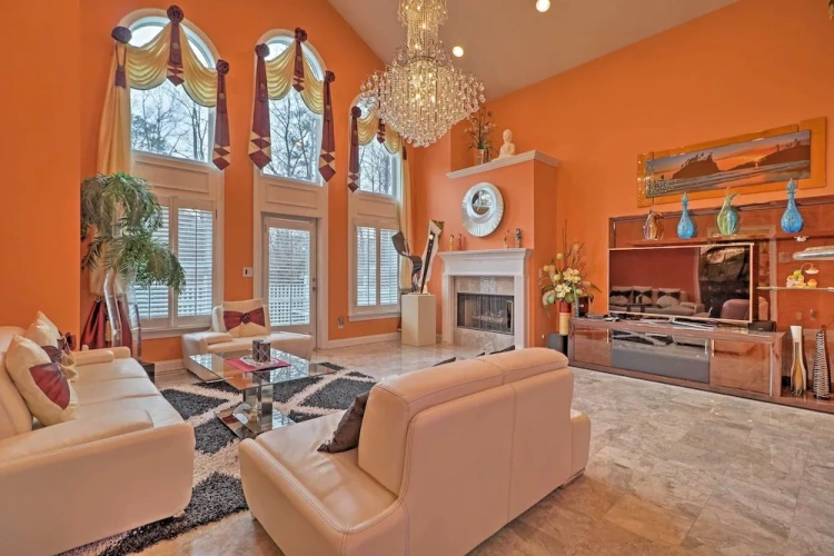 5 Bedrooms Cottage