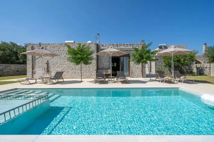 Villa Liatiko With Private Pool