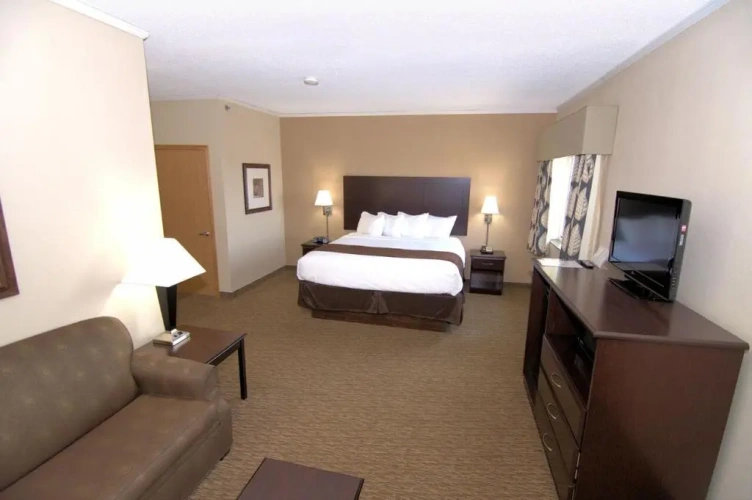 Standard Double Suite