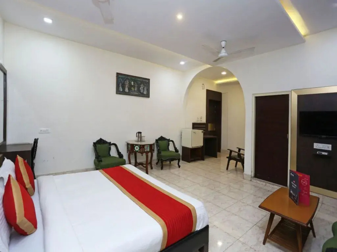 Hotel Navrang