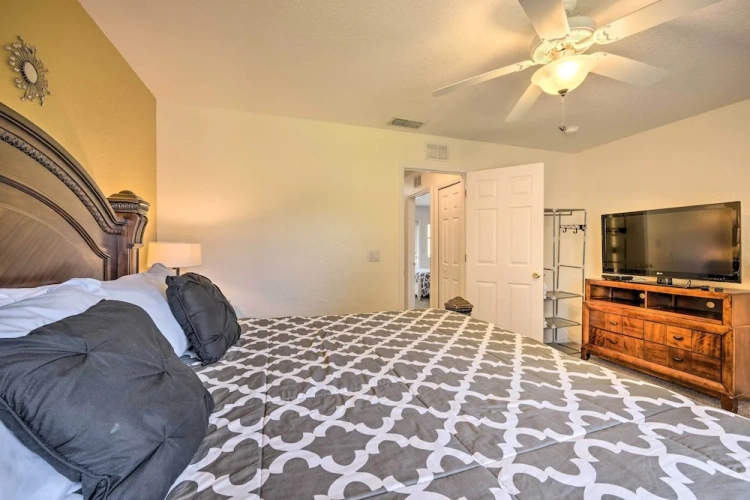 3 Bedrooms Apartment with balcony