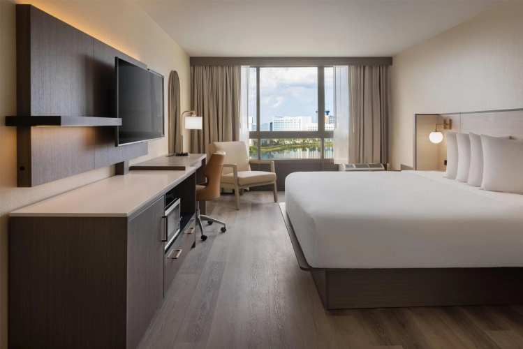 Ramada Plaza by Wyndham Orlando Resort & Suites Intl Drive photo 8