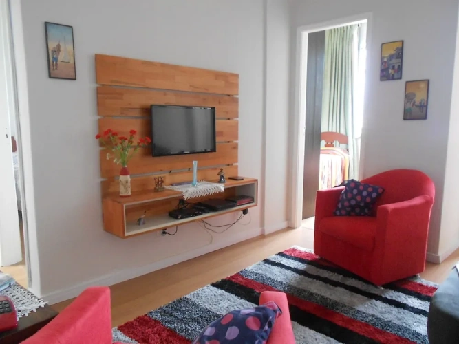 2 Bedrooms Apartment