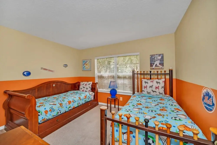 Solana Pool Home in Davenport FL
