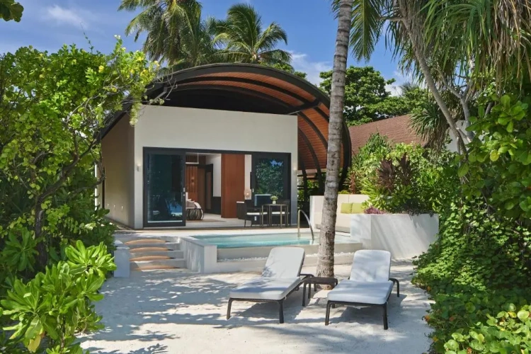 Deluxe Beach Pool Double Villa