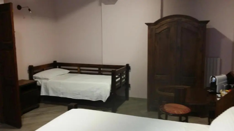 Bed & Breakfast 1906