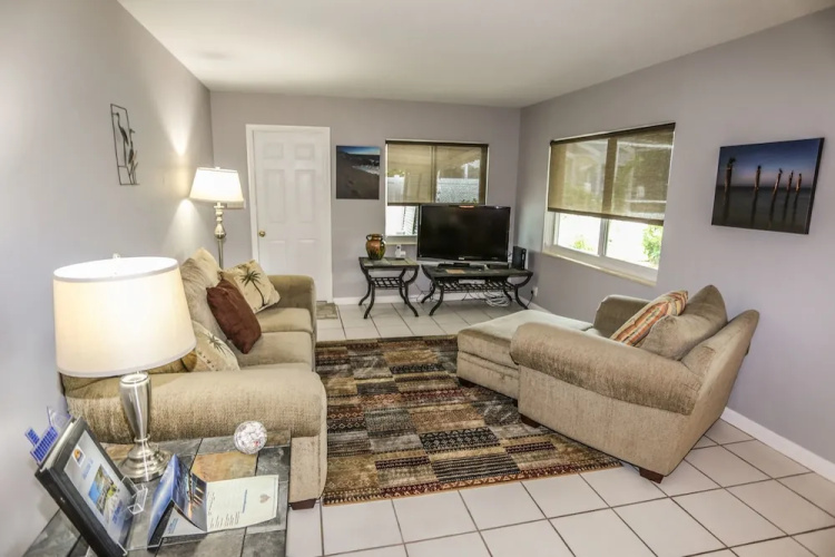238 Flamingo