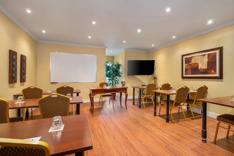 Brossard photo 20