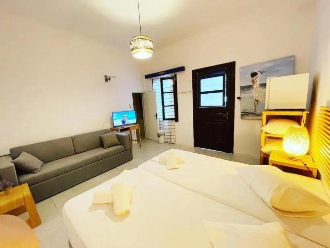 Albatross Hotel