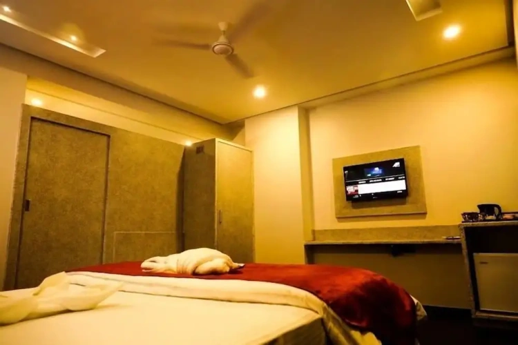 Luxury Suite