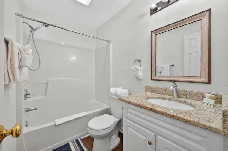 River Oaks 5c 2 Bedroom Condo
